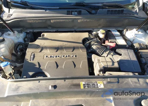 2016 Lincoln Mkx Reserve z USA, uszkodzony, nr VIN 2LMTJ6LR6GBL49891